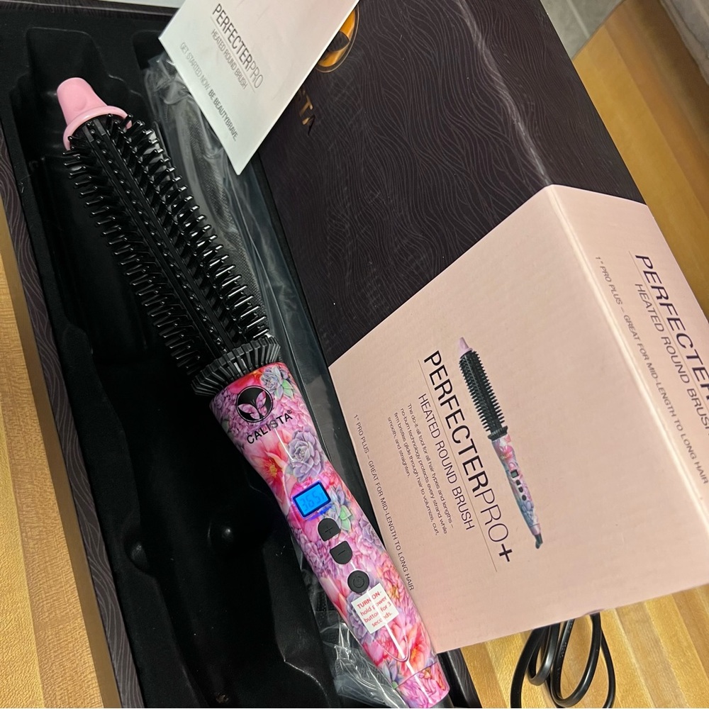 Calista Perfecter Pro Plus Heated Round Brush New in Box - Picture 5 of 5